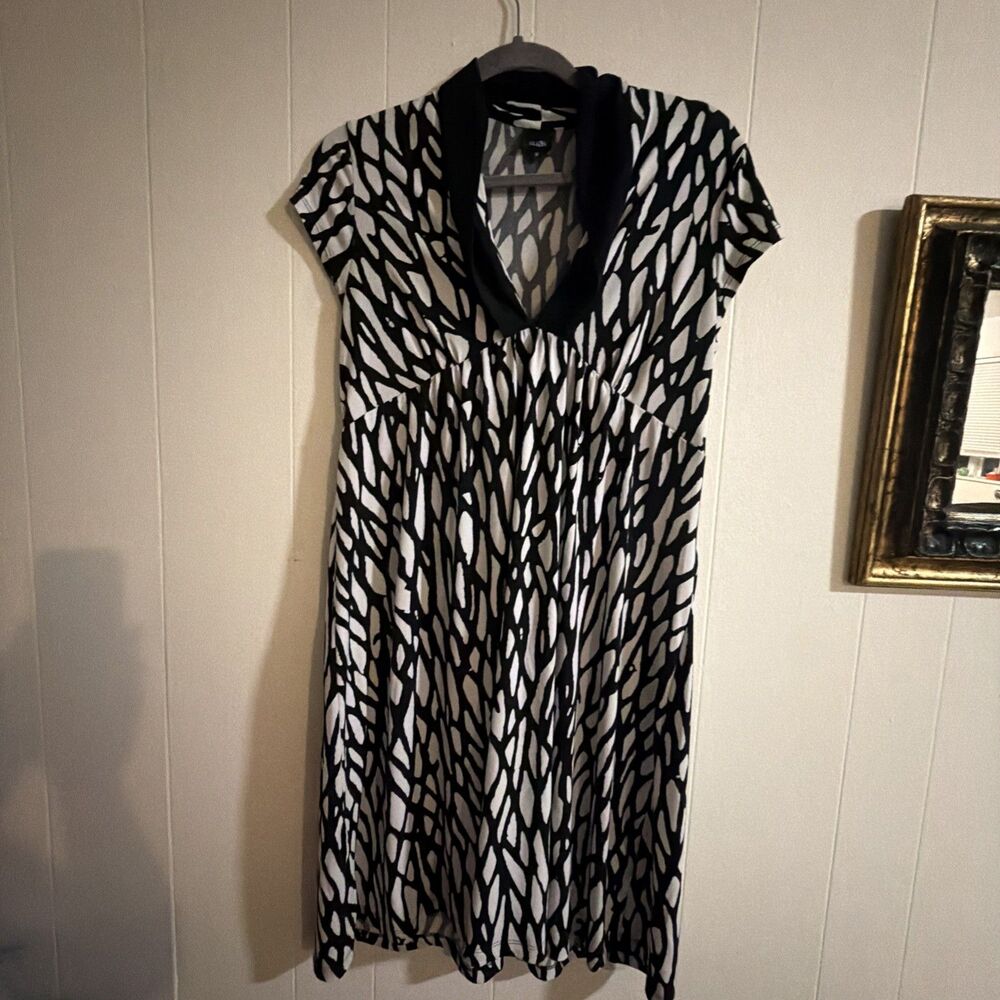 Olian Brand Dress Women's Size M Shift
